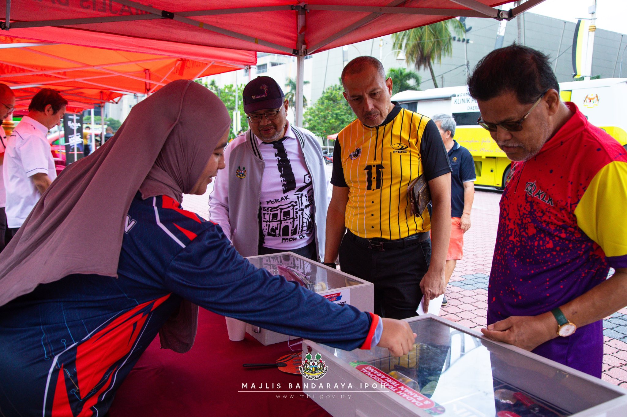 587688329 1232994675519717 6170328852979921532 N