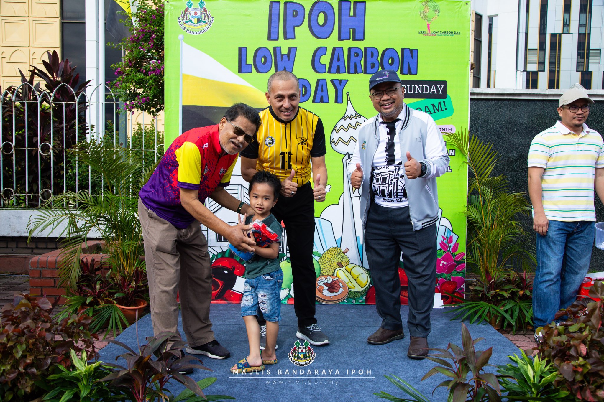 587830626 1232994648853053 119557857487411462 N