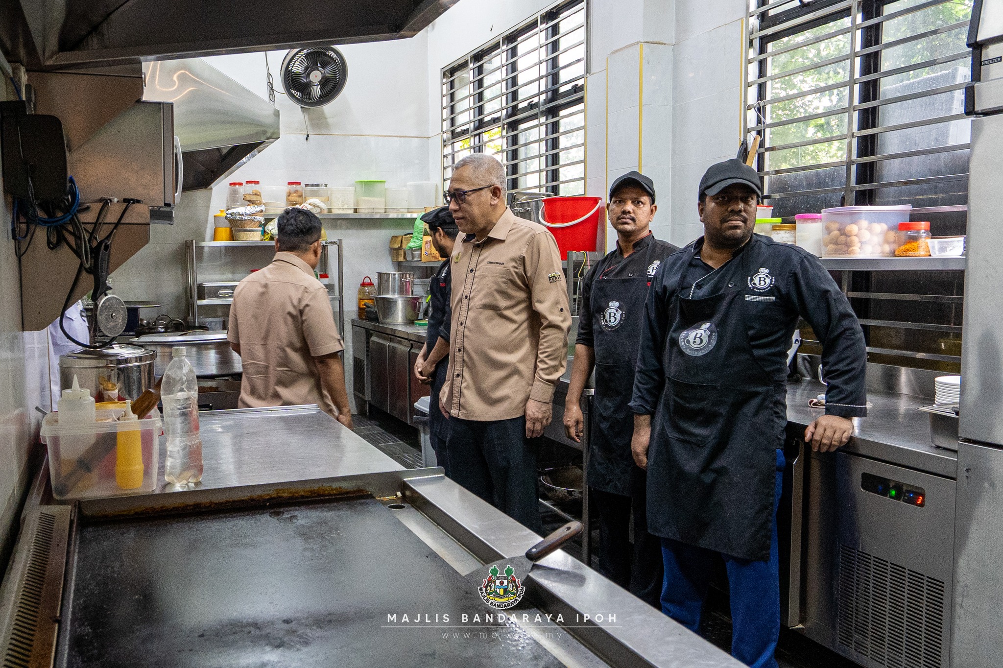 580979424 1222762359876282 816093304464879346 N