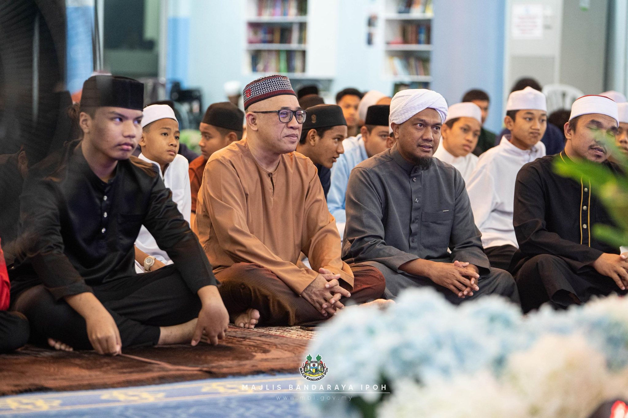 537676172 1155835499902302 4165608544575946958 N