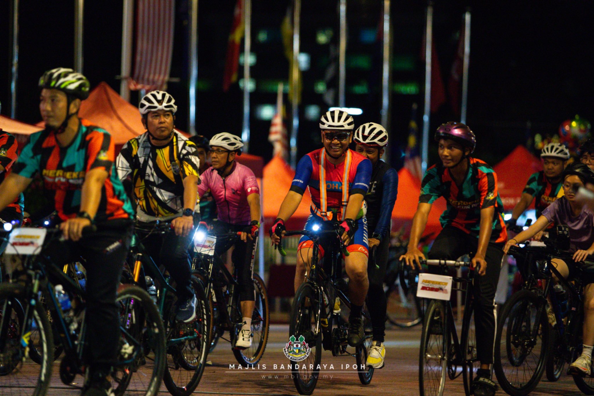 540664459 1161940669291785 1161483071697230859 N