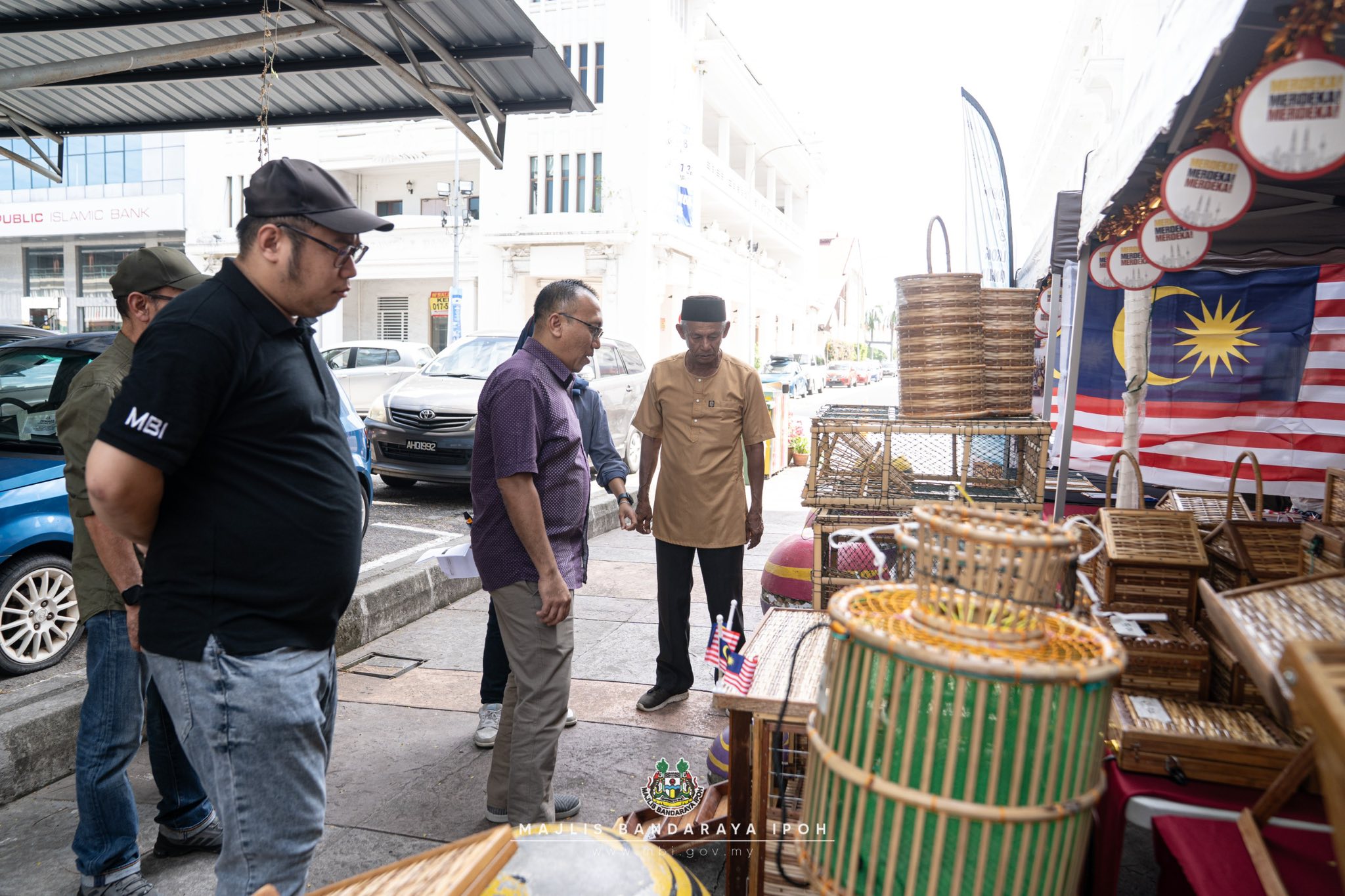 538293215 1156216566530862 2177359352738172479 N