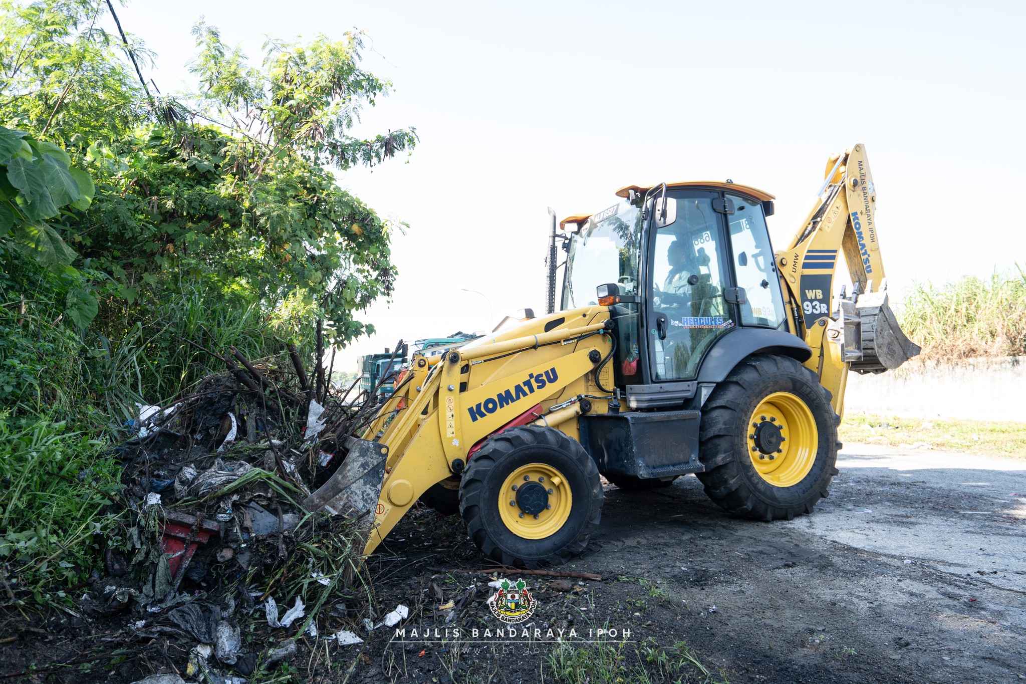 514315866 1155246599961192 38252496775316197 N