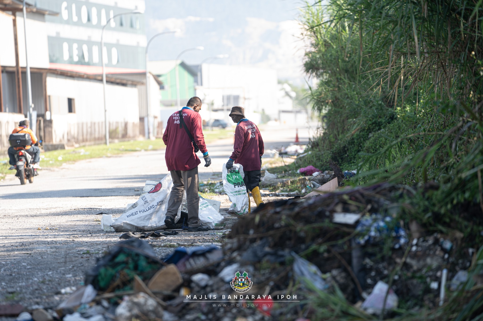 535437143 1155246306627888 2049976339632767246 N