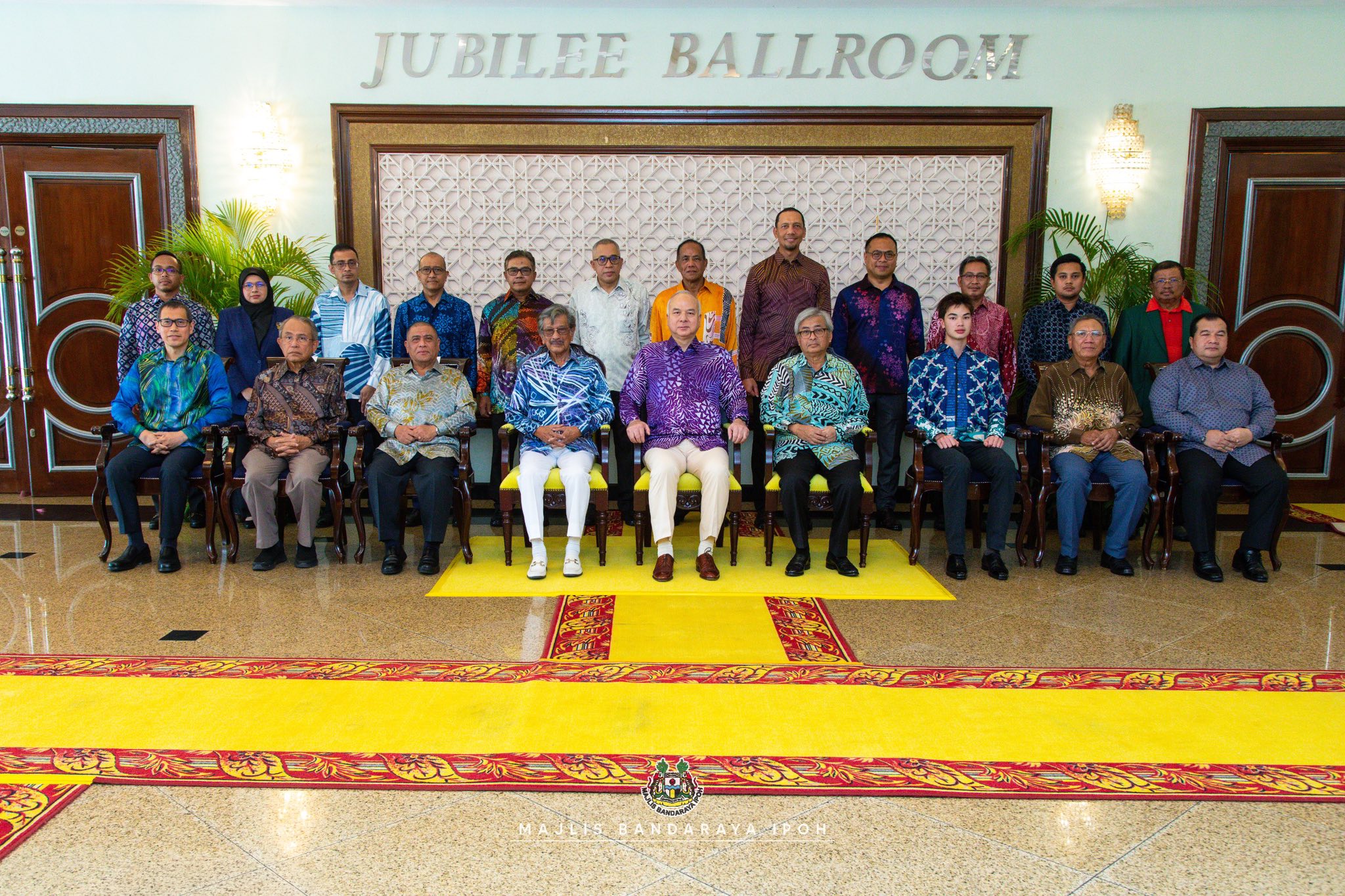 571558799 1210578891094629 3737957256150091750 N