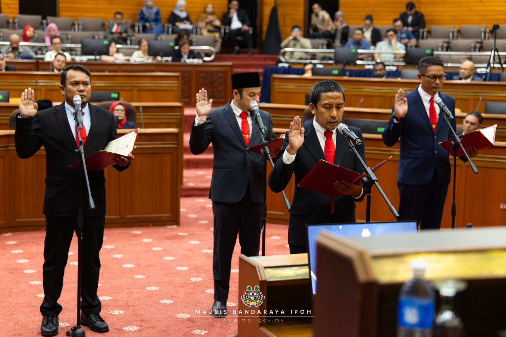 659832588 1332610152224835 1628718251231542921 N