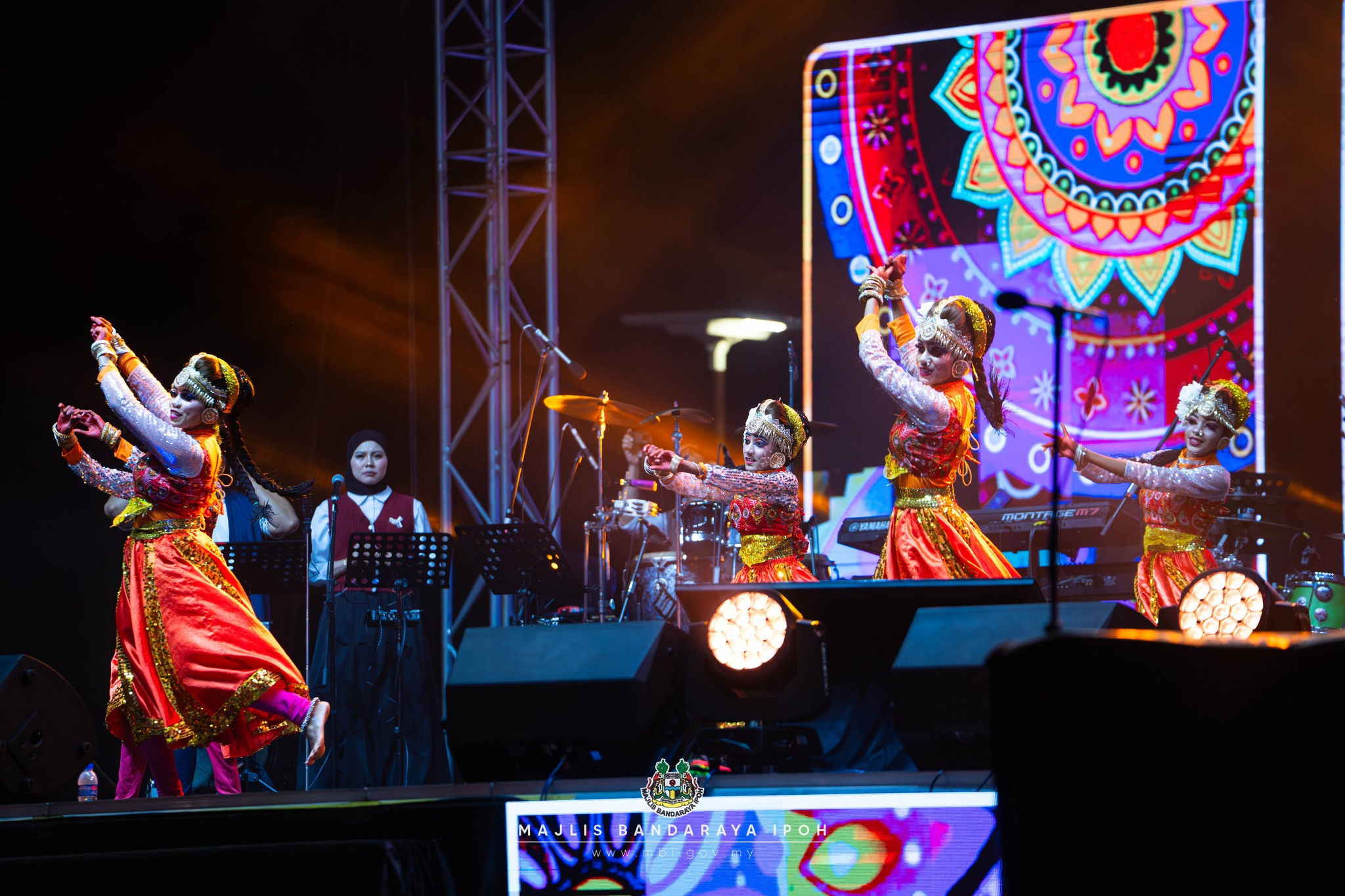 606038607 1261532035999314 5767605248692608717 N